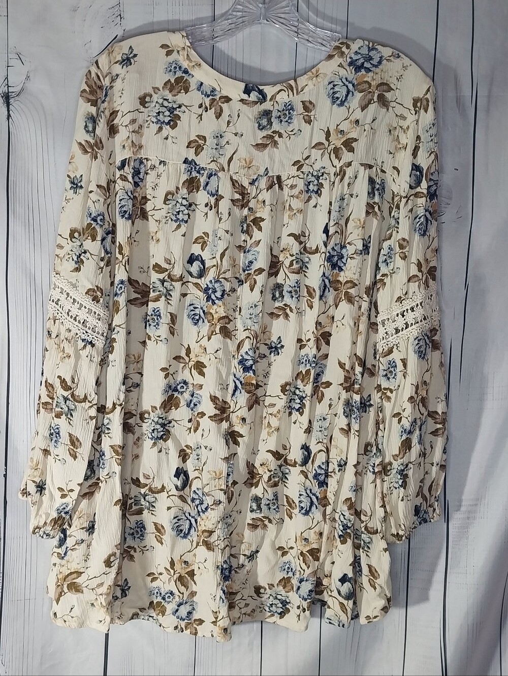 American Eagle Outfitters Floral Boho Peasant V-Neck Lace Trim Flowy Blouse - Picture 8 of 10